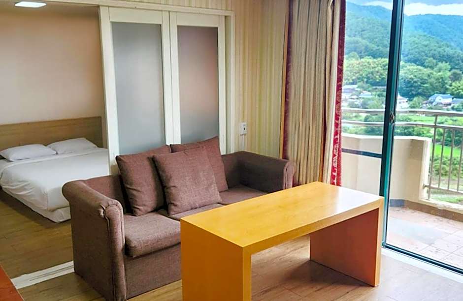 Jiri Mountain Ilsung Condo