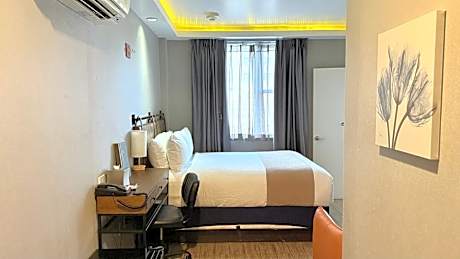 Queen Suite - Disability Access