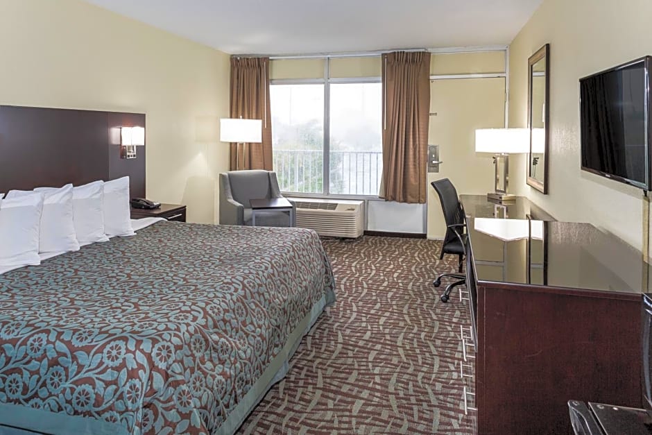Days Inn by Wyndham Melbourne