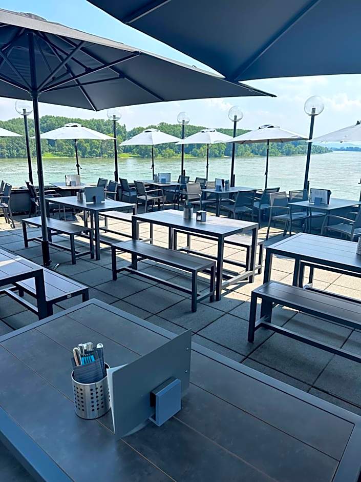 Rheinterrassen Hotel Café Restaurant