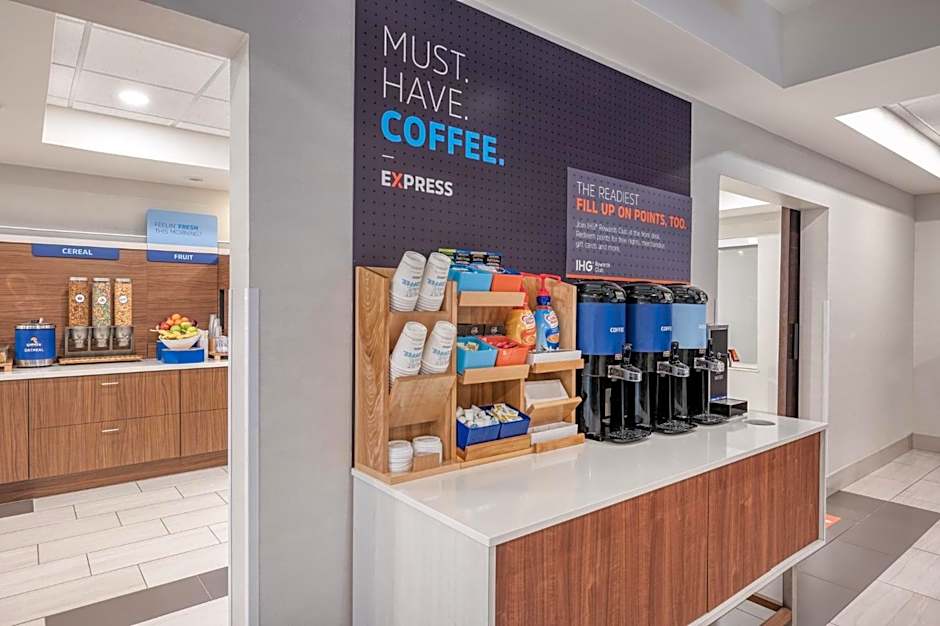 Holiday Inn Express & Suites Vandalia By IHG