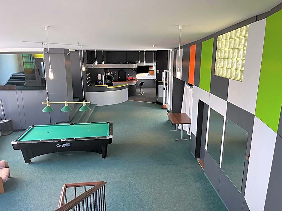 Manuela Ifjúsági Hotel