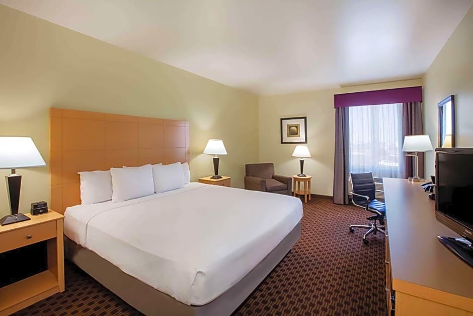 La Quinta Inn & Suites by Wyndham Odessa North