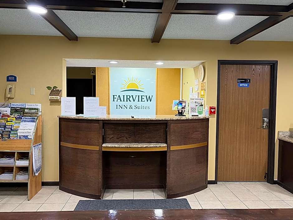 Fairview Inn & Suites Whitewater