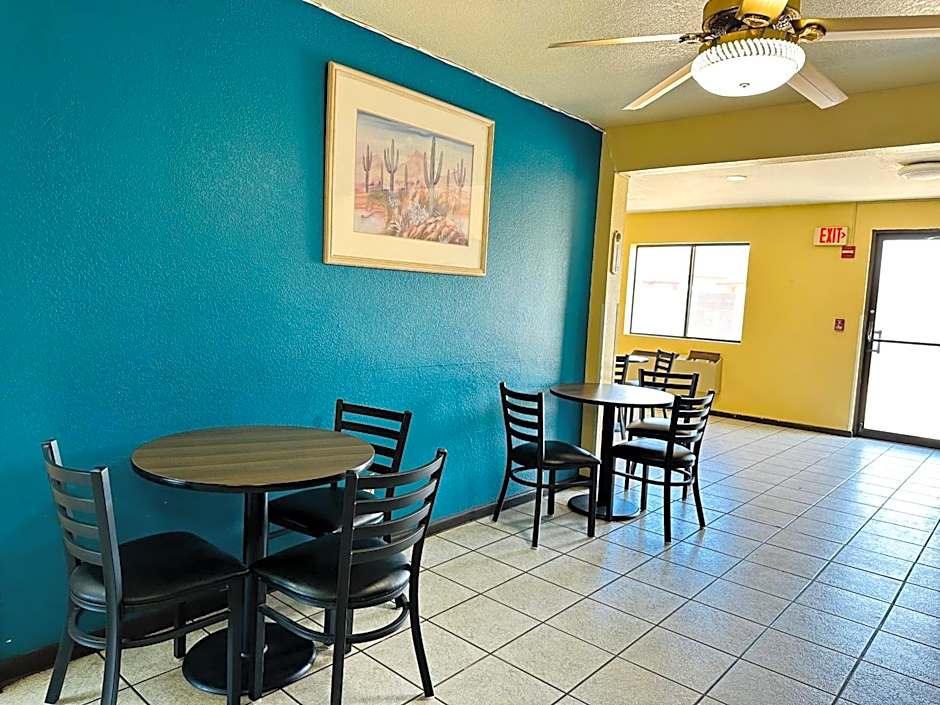 Rodeway Inn Winslow I-40