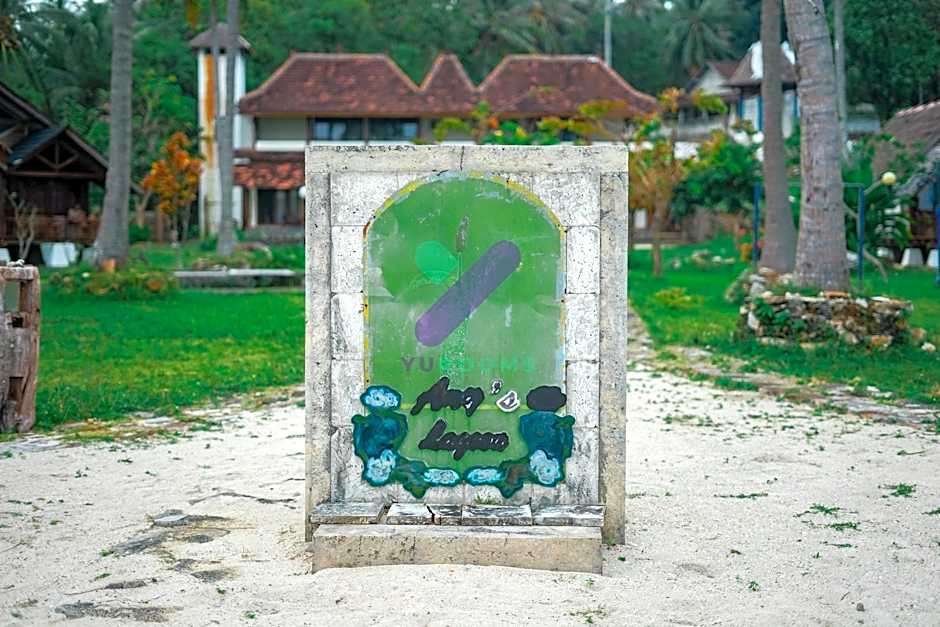 Arys Lagoon Bungalow & Hotel