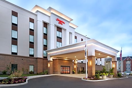 Hampton Inn By Hilton North Olmsted Cleveland Airport