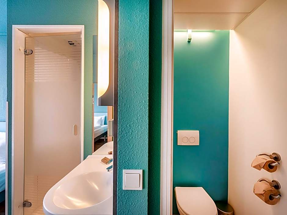 B&B HOTEL Freiburg-West