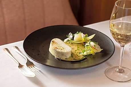 Mingary Castle - Restaurant with Rooms