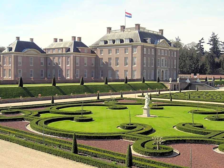 Boshuisje met sauna in Hoenderloo