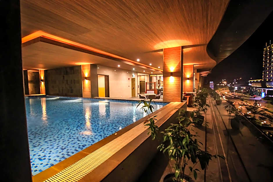 Asialink Hotel by Prasanthi