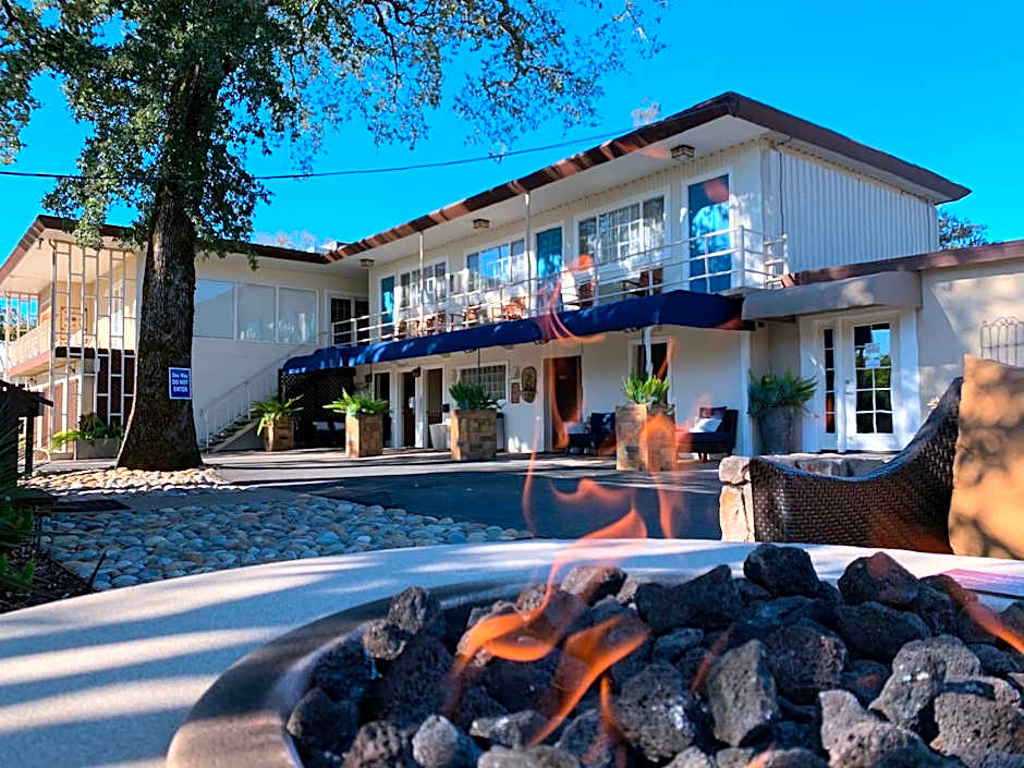 Golden Haven Hot Springs