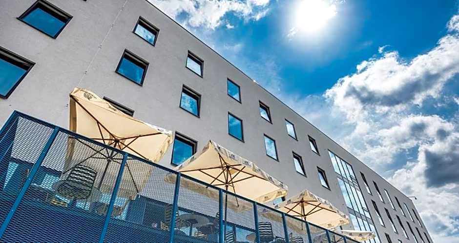 Hotel Active Stadium