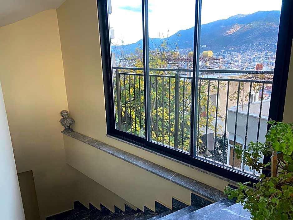 Castle Light Boutique