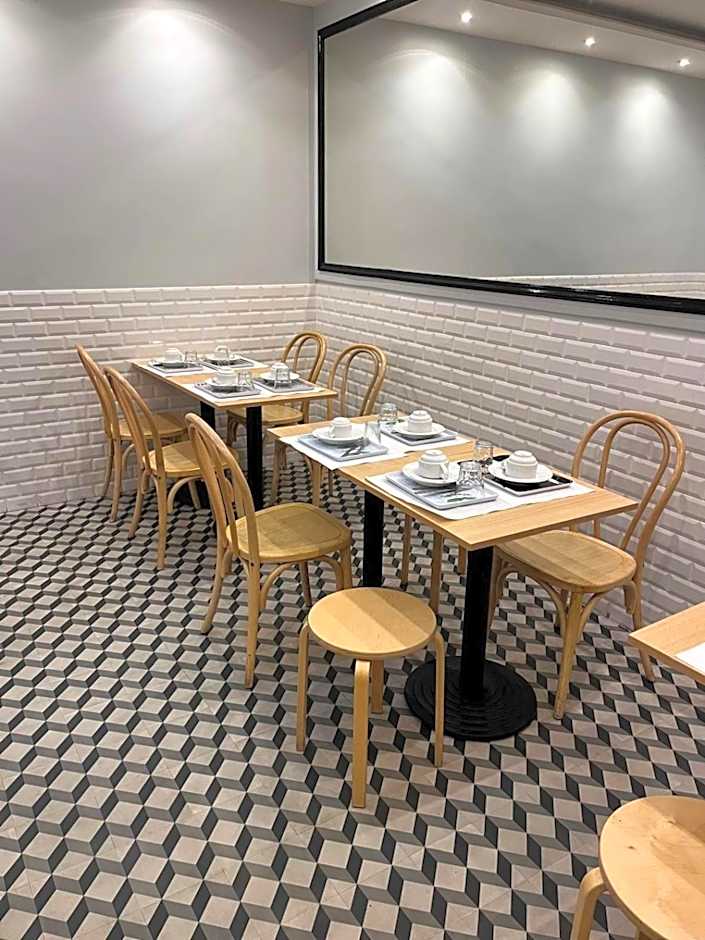 Hipotel Paris Voltaire Bastille