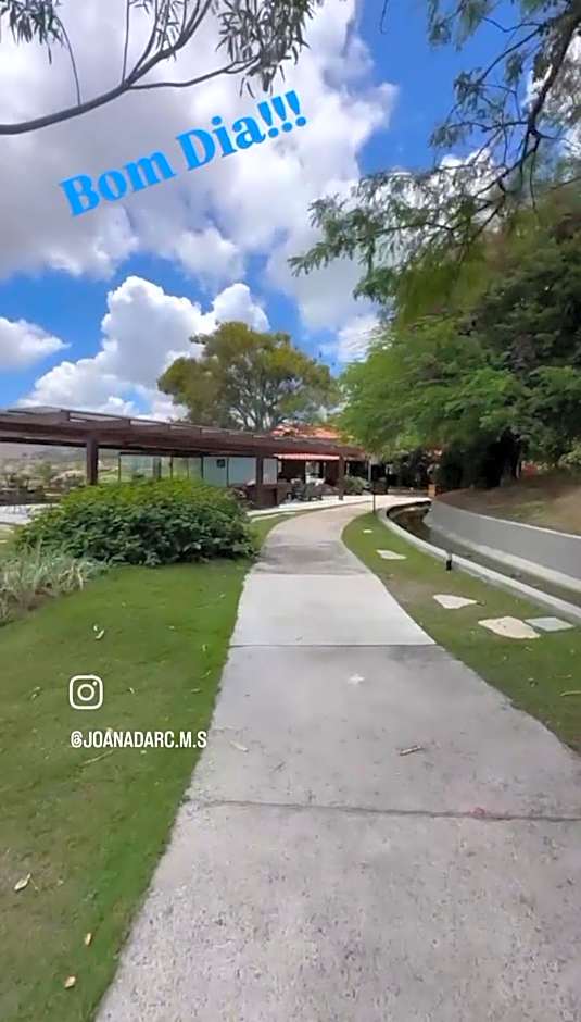 Flat no Condomínio Monte Castelo em Gravatá