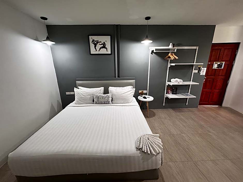 Phuket Muay Thai Hotel Rawai Beach