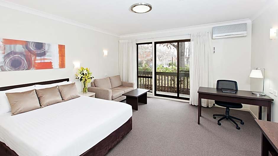 Tall Trees Ainslie Motel