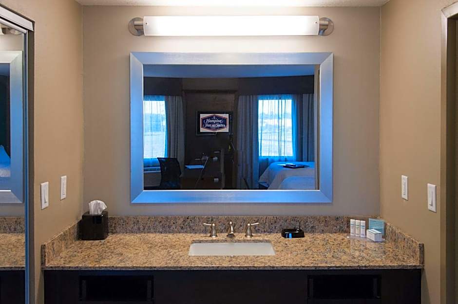 Hampton Inn By Hilton & Suites Gulfport