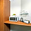 Metro Hotel Perth City