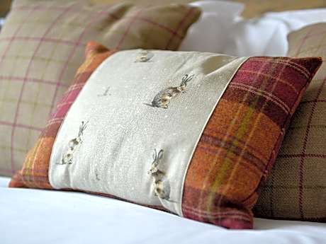 Small Deluxe Double Room - Woodcock