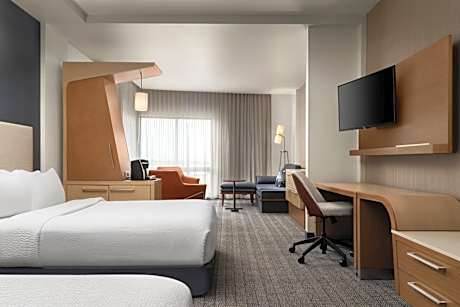 Queen Suite with Two Queen Beds