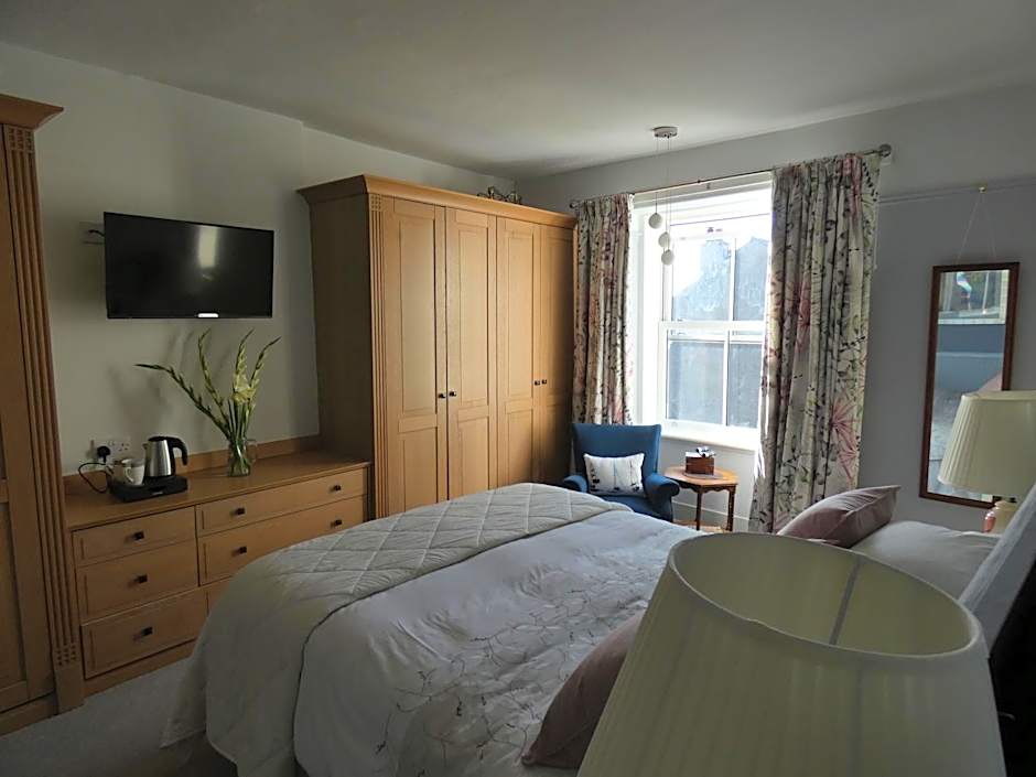 Kentwood Guest House