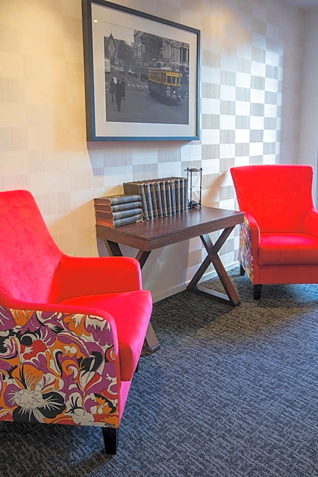 Hotel 115