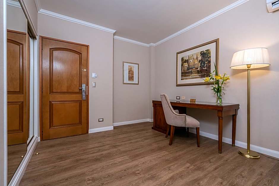 Hotel Intersur Recoleta
