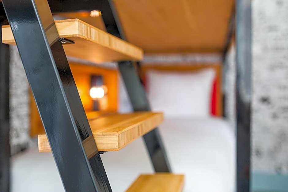 Vie Via - Your Hotel