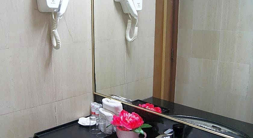 Tang Dynasty Hotel