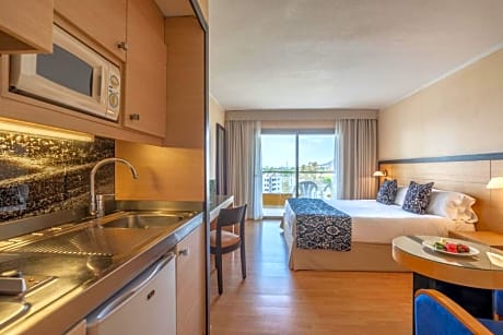 STUDIO GARDEN VIEW 2 ADULTS