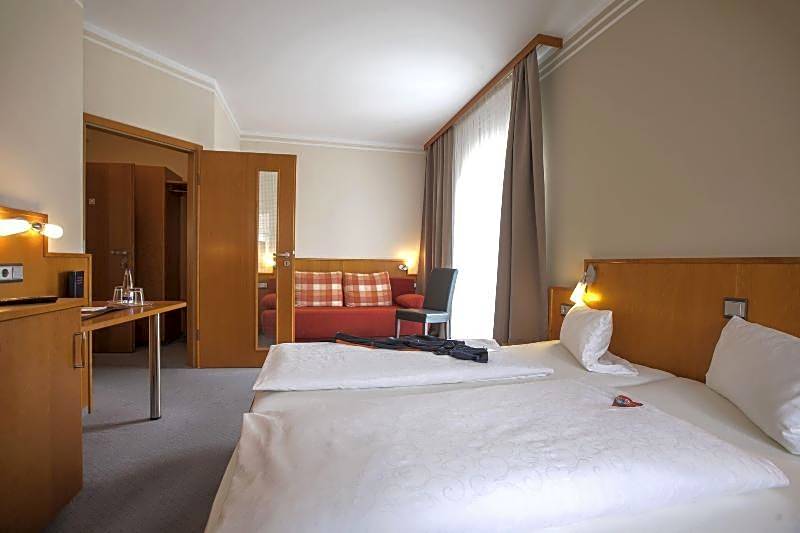 Neumaiers Hirsch Gasthof & Landhotel