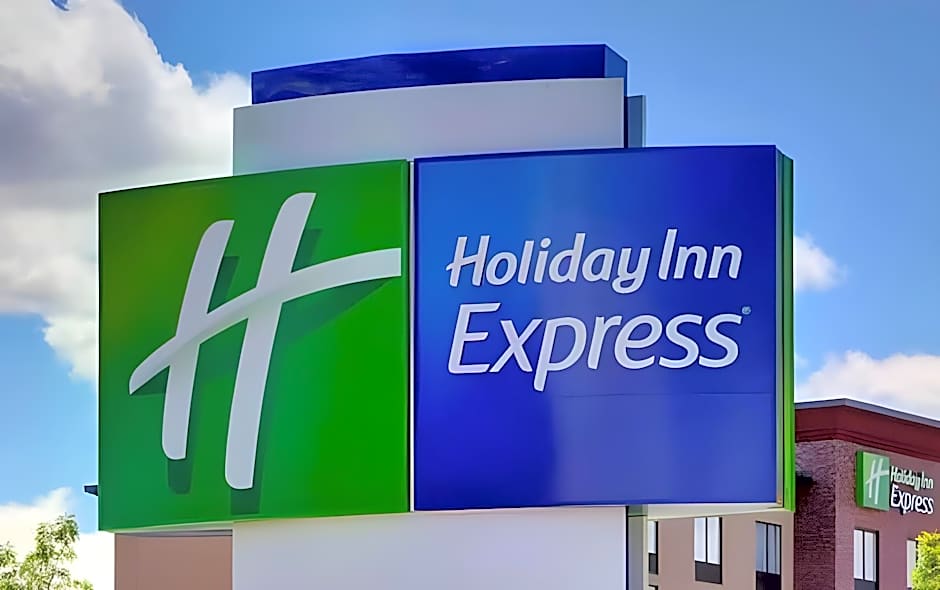 Holiday Inn Express Anaheim West By IHG