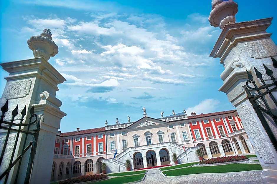 Villa Fenaroli Palace Hotel