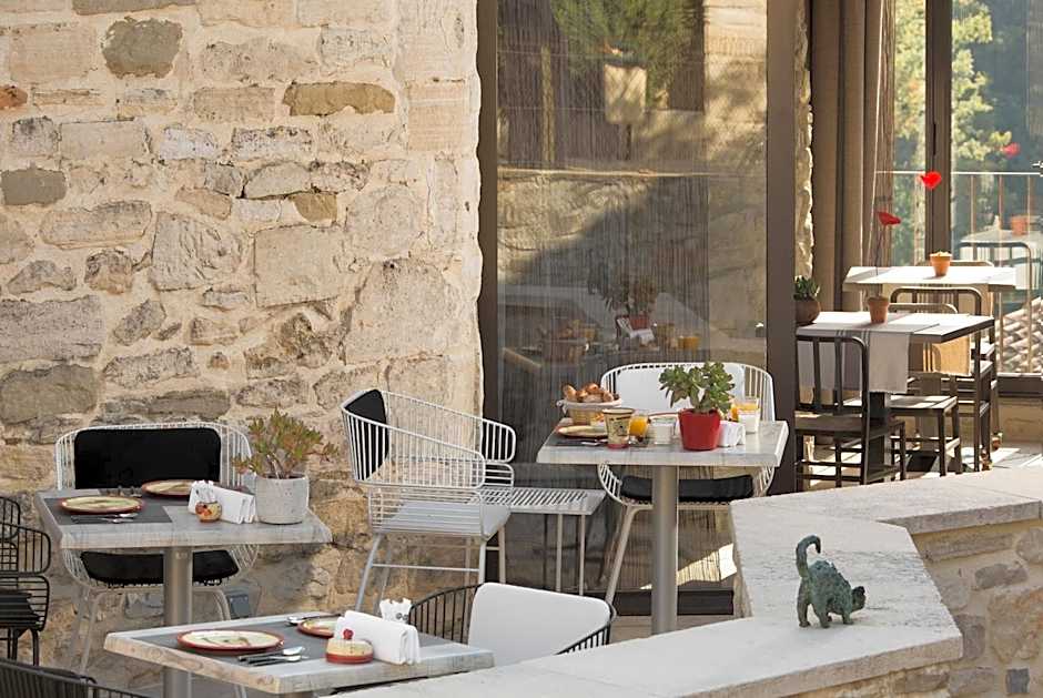 La Maison du Passage - Chambres - Suites premium, Spa, Piscine et Restaurant