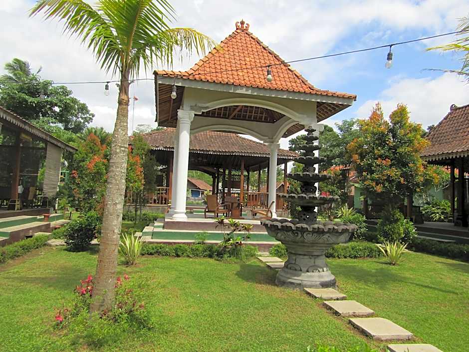 Balkondes Bumiharjo Kampung Dolanan