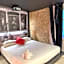 The Black Boutique -- Turistea Suites