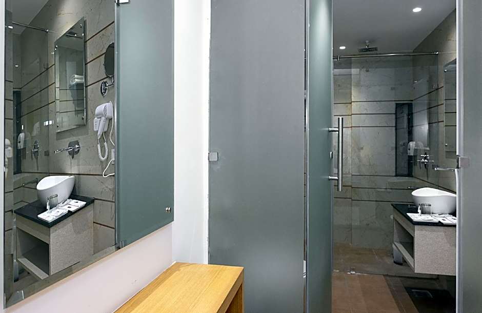Hotel Classio Royale