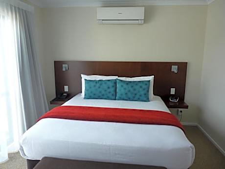Executive Studio