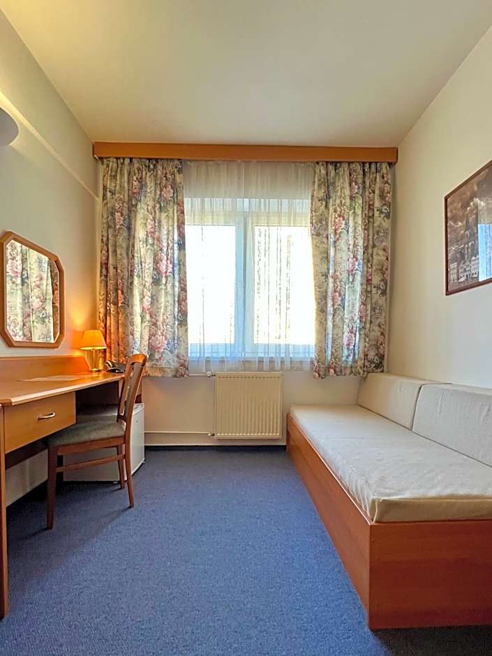 Hotel Astra