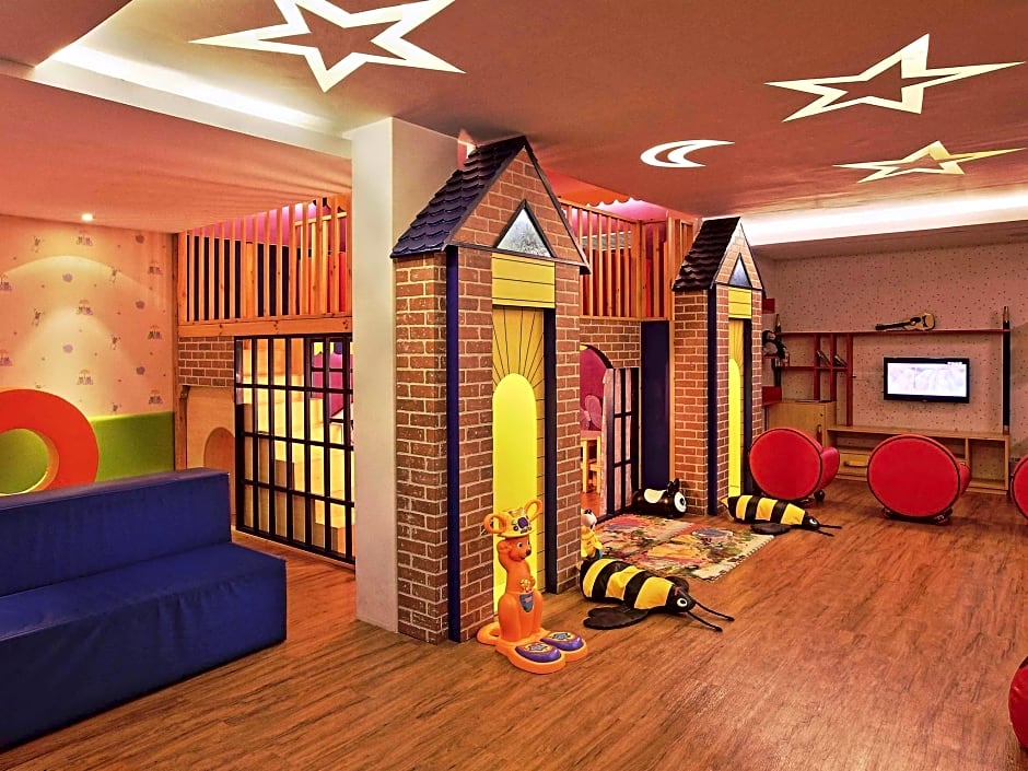 Novotel Goa Shrem Hotel - An AccorHotels Brand