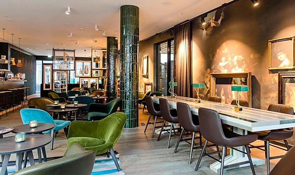 Motel One Amsterdam-Waterlooplein