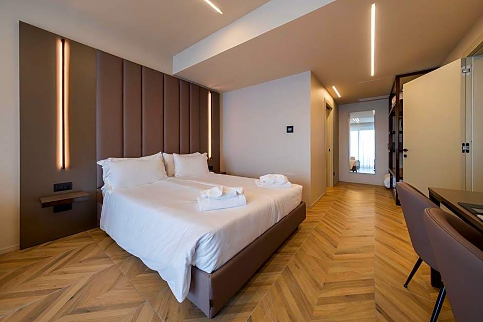 Aurora ApartHotel