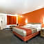 Travelodge by Wyndham Lansing