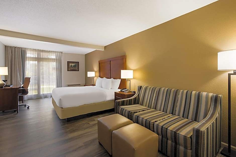 The Inn at Apple Valley, an Ascend Collection Hotel
