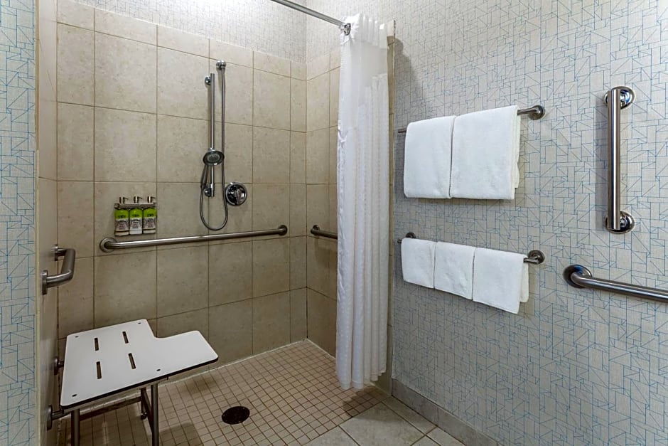 Holiday Inn Express Rockford-Loves Park by IHG