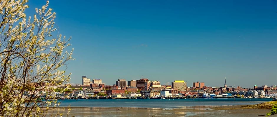 Hampton Inn Portland Downtown Waterfront