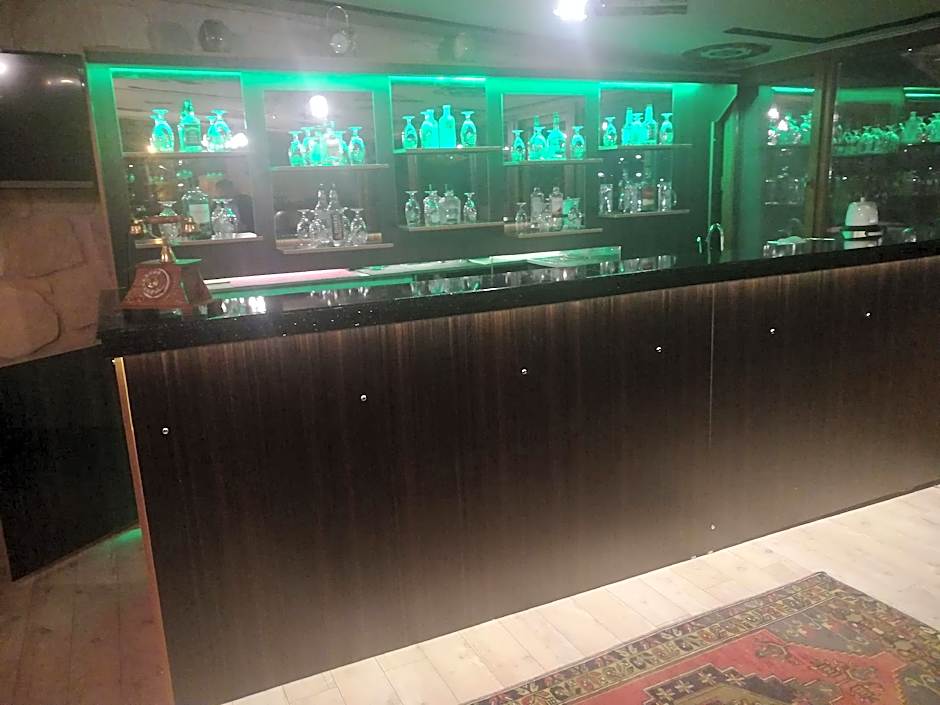 Fosil Cave Hotel