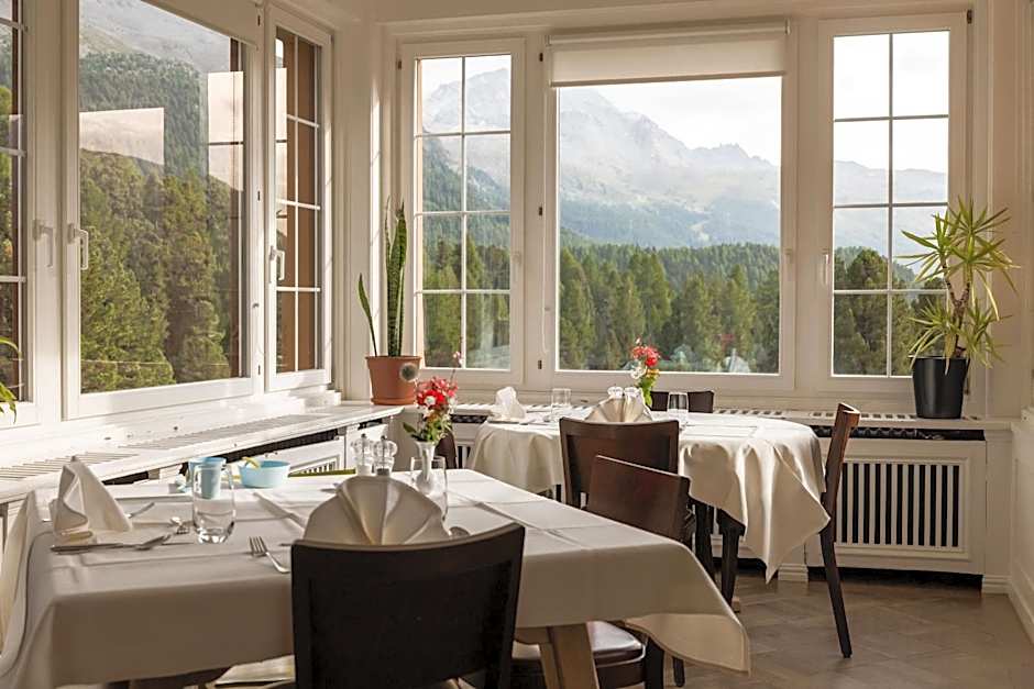 Hotel Chesa Spuondas